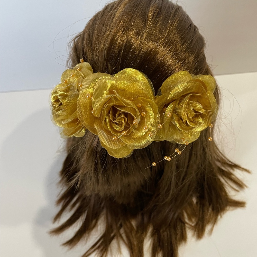3 flower hair clips